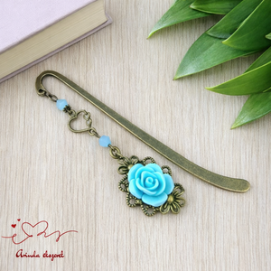 Világoskék rózsás könyvjelző - Anyák napi apró figyelmesség #15, Könyv & Zene, Könyvjelző, Ékszerkészítés, Gyöngyfűzés, gyöngyhímzés, MESKA