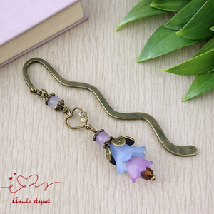 Kék-lila virágos könyvjelző, Könyv & Zene, Könyvjelző, Ékszerkészítés, Gyöngyfűzés, gyöngyhímzés, MESKA