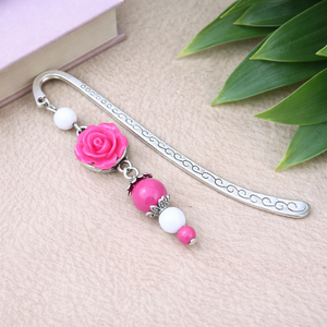 Pink rózsás könyvjelző - Anyák napi apró figyelmesség #87, Könyv & Zene, Könyvjelző, Ékszerkészítés, Gyöngyfűzés, gyöngyhímzés, MESKA