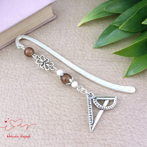 Vonalzó könyvjelző � barna gyöngyökkel, kézzel készült tanári ajándék, Könyv & Zene, Könyvjelző, Ékszerkészítés, Gyöngyfűzés, gyöngyhímzés, MESKA