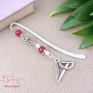 Vonalzó könyvjelző � piros gyöngyökkel, kézzel készült tanári ajándék, Könyv & Zene, Könyvjelző, Ékszerkészítés, Gyöngyfűzés, gyöngyhímzés, MESKA