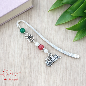 Gőzmozdony medálos könyvjelző � vonatos, kézzel készült ajándék, Könyv & Zene, Könyvjelző, Ékszerkészítés, Gyöngyfűzés, gyöngyhímzés, MESKA