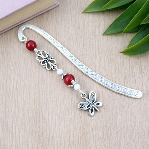 Piros pillangós könyvjelző pedagógusnak � évzáró ajándék, Könyv & Zene, Könyvjelző, Ékszerkészítés, Gyöngyfűzés, gyöngyhímzés, MESKA