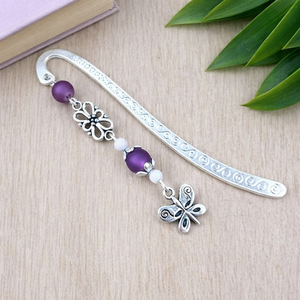 Lila pillangós könyvjelző pedagógusnak � évzáró ajándék, Könyv & Zene, Könyvjelző, Ékszerkészítés, Gyöngyfűzés, gyöngyhímzés, MESKA