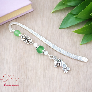 Zöld maci könyvjelző � óvónőnek és dadusnak pedagógusnapra, Könyv & Zene, Könyvjelző, Ékszerkészítés, Gyöngyfűzés, gyöngyhímzés, MESKA