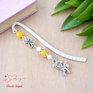 Sárga kutyás könyvjelző � egyedi, kézműves ajándék kutyabarátoknak, Könyv & Zene, Könyvjelző, Ékszerkészítés, Gyöngyfűzés, gyöngyhímzés, MESKA