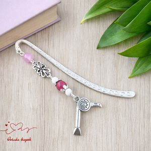 Rózsaszín hajszárítós könyvjelző � egyedi, kézműves ajándék fodrászoknak, Könyv & Zene, Könyvjelző, Ékszerkészítés, Gyöngyfűzés, gyöngyhímzés, MESKA