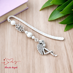 Fehér flamingós könyvjelző � egyedi, kézműves ajándék olvasóknak, Könyv & Zene, Könyvjelző, Ékszerkészítés, Gyöngyfűzés, gyöngyhímzés, MESKA