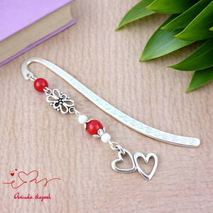 Szív medálos piros könyvjelző � szeretetteljes ajándék, Könyv & Zene, Könyvjelző, Ékszerkészítés, Gyöngyfűzés, gyöngyhímzés, MESKA