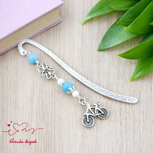 Biciklis könyvjelző � sportos, természetkedvelő ajándék szülinapra, névnapra kék gyöngyökkel - Meska.hu