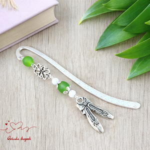 Balettcipő könyvjelző zöld-fehér gyöngyökkel � elegáns ajándék táncosoknak, balett rajongóknak - Meska.hu