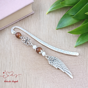 Angyalszárnyas könyvjelző - évzáró ajándék ballagásra, év végi köszönetként barna színben, Könyv & Zene, Könyvjelző, Ékszerkészítés, Gyöngyfűzés, gyöngyhímzés, MESKA