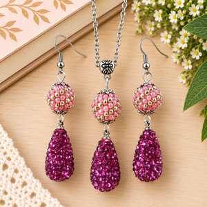 Magenta kristály shamballa stílusú kristály csepp és fűzött bogyó nyaklánc fülbevaló szett - ékszer - ékszerszett - Meska.hu