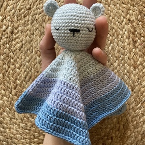 Horgolt macis alvóka, szundikendő - játék & sport - Meska.hu