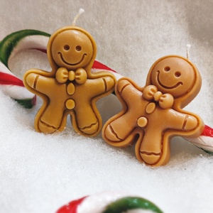 Kézműves gyertya, mézeskalács ember - karácsony - karácsonyi lakásdekoráció - karácsonyi illatgyertya, mécses - Meska.hu  Kézműves gyertya, mézeskalács ember - karácsony - karácsonyi lakásdekoráció - karácsonyi illatgyertya, mécses - Meska.hu