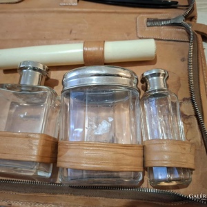 19301940-es évekbeli korabeli férfi utazó- és borotválkozó neszesszer készlet - szépségápolás - borotválkozási kellék - Meska.hu