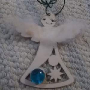 EGYEDI IGÉNY SZERINTI lézerrel vágott FA ANGYALKA. 10 cm-es. - karácsony - karácsonyi lakásdekoráció - karácsonyfa, grincsfa - Meska.hu