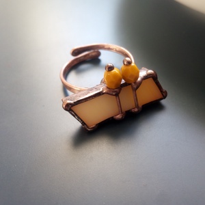 Bézs üvegékszer gyűrű, cuki - ékszer - gyűrű - statement gyűrű - Meska.hu