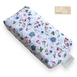 Virágos rét mintás papírzsebkendő tartó - táska & tok - pénztárca & más tok - zsebkendőtartó tok - Meska.hu