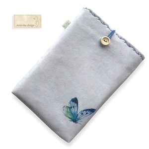 Pillangó mintás natúr könyvtok, gombos zárral  - Artiroka design - Meska.hu