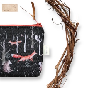 Erdei találkozás - róka, madár, bagoly mintás vízálló irattartó pénztárca vagy tolltartó neszesszer - Artiroka design, Táska & Tok, Pénztárca & Más tok, Kártyatartó & Irattartó, Varrás, Hímzés, MESKA