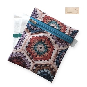 VÍZÁLLÓ intimbetét tartó horgolt mintával - Meska.hu