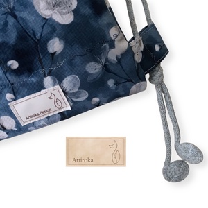 Cseresznyefavirág mintás, VÍZÁLLÓ gymbag hátizsák farmerkék színben - táska & tok - hátizsák - hátizsák - Meska.hu