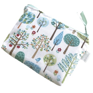 Titkos kert - fákkal és virágokkal mintás prémium irattartó pénztárca - Artiroka design - táska & tok - pénztárca & más tok - pénztárca - női pénztárca - Meska.hu