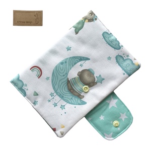 Egészségügyi kiskönyv borító Maci és felhő mintával  - Artiroka design - otthon & életmód - papír, írószer - Meska.hu