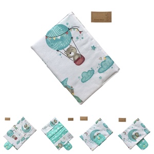 Egészségügyi kiskönyv borító Maci és felhő mintával  - Artiroka design - otthon & életmód - papír, írószer - Meska.hu