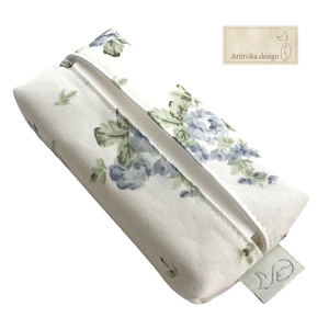 Kék - fehér rózsa mintás pamut textilből készült papírzsebkendő tartó- Artiroka design - táska & tok - pénztárca & más tok - zsebkendőtartó tok - Meska.hu