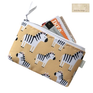 Zebra család mintás VÍZÁLLÓ, kosztaszító tolltartó neszesszer, szemüvegtok vagy mobiltok - Artiroka design - táska & tok - neszesszer - Meska.hu