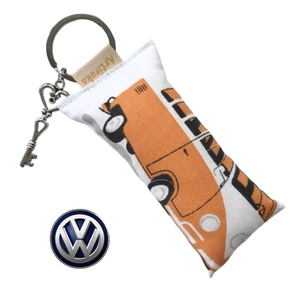 Volkswagen busz mintás retro kulcstartó  - Artirokadesign - táska & tok - kulcstartó & táskadísz - kulcstartó - Meska.hu