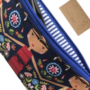 Frida Kahlo mintás  prémium tolltartó neszesszer, szemüvegtok  - Artiroka design - táska & tok - neszesszer - Meska.hu