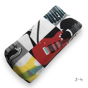 AKCIÓ - Gitár mintás bélelt papírzsebkendő tartó - Artiroka design - táska & tok - pénztárca & más tok - zsebkendőtartó tok - Meska.hu