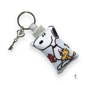 SNOOPY kutya mintás kulcstartó -  Artiroka design - Meska.hu