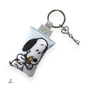 SNOOPY kutya mintás kulcstartó -  Artiroka design, Táska & Tok, Kulcstartó & Táskadísz, Kulcstartó, Varrás, Ékszerkészítés, MESKA