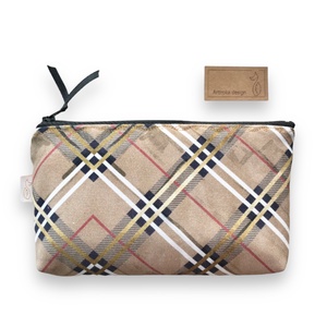Burberry kockás prémium irattartó pénztárca vagy tolltartó neszesszer, szüvegtok vagy mobiltok  -  Artiroka design - táska & tok - pénztárca & más tok - kártyatartó & irattartó - Meska.hu