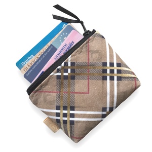 Burberry kockás prémium irattartó pénztárca vagy tolltartó neszesszer, szüvegtok vagy mobiltok  -  Artiroka design - táska & tok - pénztárca & más tok - kártyatartó & irattartó - Meska.hu