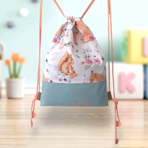 Róka mama kisrókával mintás hátizsák, ovis zsák, gymbag tornazsák - ÓVODA - Artiroka design, Játék & Sport, Ovis felszerelés, Ovis hátizsák, Varrás, Hímzés, MESKA