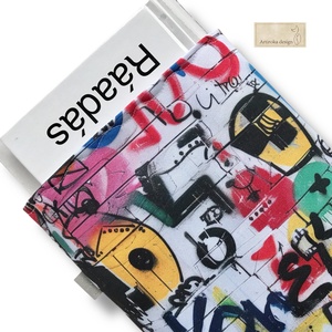 Graffiti mintás KÖNYVTOK vízálló textilből- Artiroka design, Könyv & Zene, Könyvtok, Varrás, Hímzés, MESKA