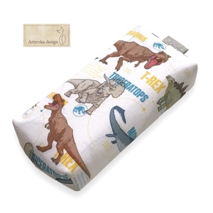 Dinoszauruszok mintás papírzsebkendő tartó - Ajándék - Artiroka design - táska & tok - pénztárca & más tok - zsebkendőtartó tok - Meska.hu