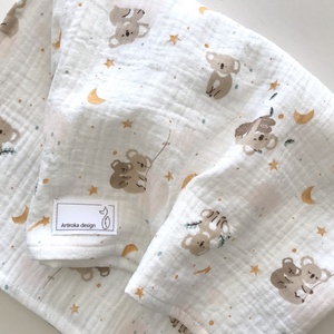 Koala mackó mintás, duplagéz gyerektakaró - Artiroka design - otthon & életmód - babaszoba, gyerekszoba - babatakaró, gyerek pléd - Meska.hu