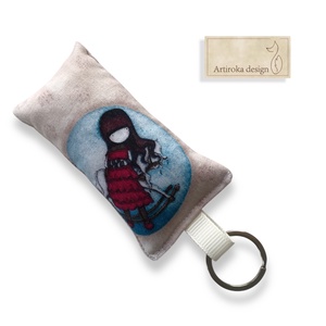 Kislány hintalovon mintás kulcstartó  - Artiroka design, Táska & Tok, Kulcstartó & Táskadísz, Kulcstartó, Varrás, MESKA