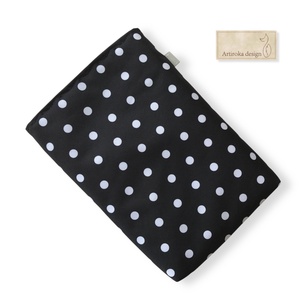 Bélelt, vízálló könyvtok, fekete - fehér pöttyös  - Artiroka design - könyv & zene - könyvtok - Meska.hu