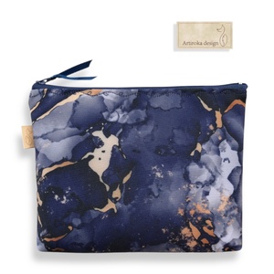 Sötétkék - aranybarna mintás VÍZÁLLÓ, nagyméretű neszesszer - Artiroka design - táska & tok - neszesszer - Meska.hu