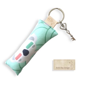 Kulcstartó szemüveges koala mackó mintával  - Artiroka design , Táska & Tok, Kulcstartó & Táskadísz, Kulcstartó, Ékszerkészítés, Varrás, MESKA