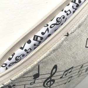 Dallamok szárnyán - dallam és hangjegyek mintás prémium tolltartó neszesszer, szemüvegtok - Artiroka design - táska & tok - pénztárca & más tok - pénztárca - férfi pénztárca - Meska.hu