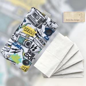 Retro fényképezőgép  mintás bélelt papírzsebkendő tartó - Artiroka design - Meska.hu