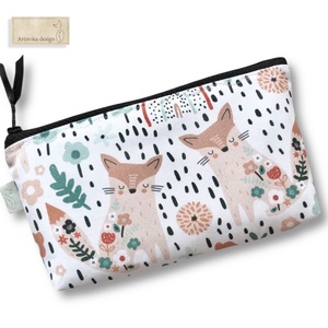 Szerelmes rókák a virágos réten - prémium irattartó pénztárca vagy tolltartó neszesszer - VALENTIN NAP - Artiroka design - táska & tok - neszesszer - Meska.hu